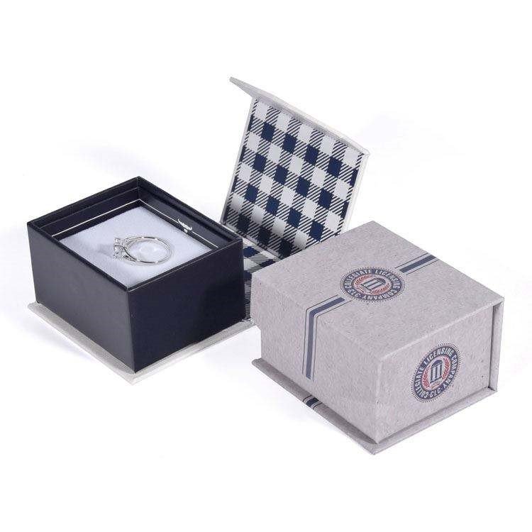 Box With Magnetic Lid