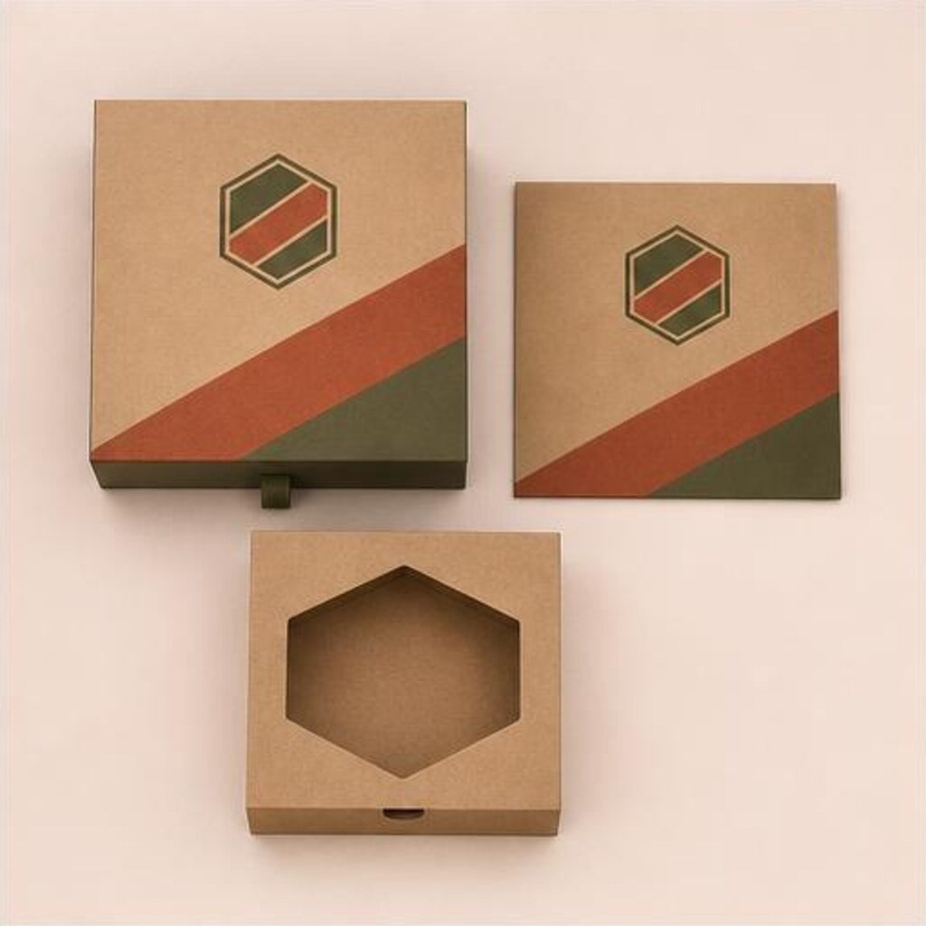 Box With Magnetic Lid