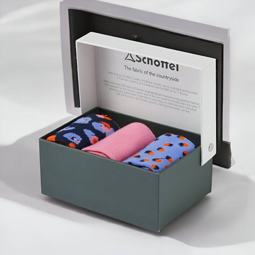 custom-socks-packaging