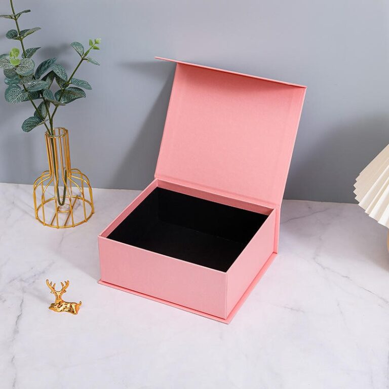 magnetic-lid-packaging-boxes